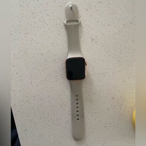 Apple Watch SE